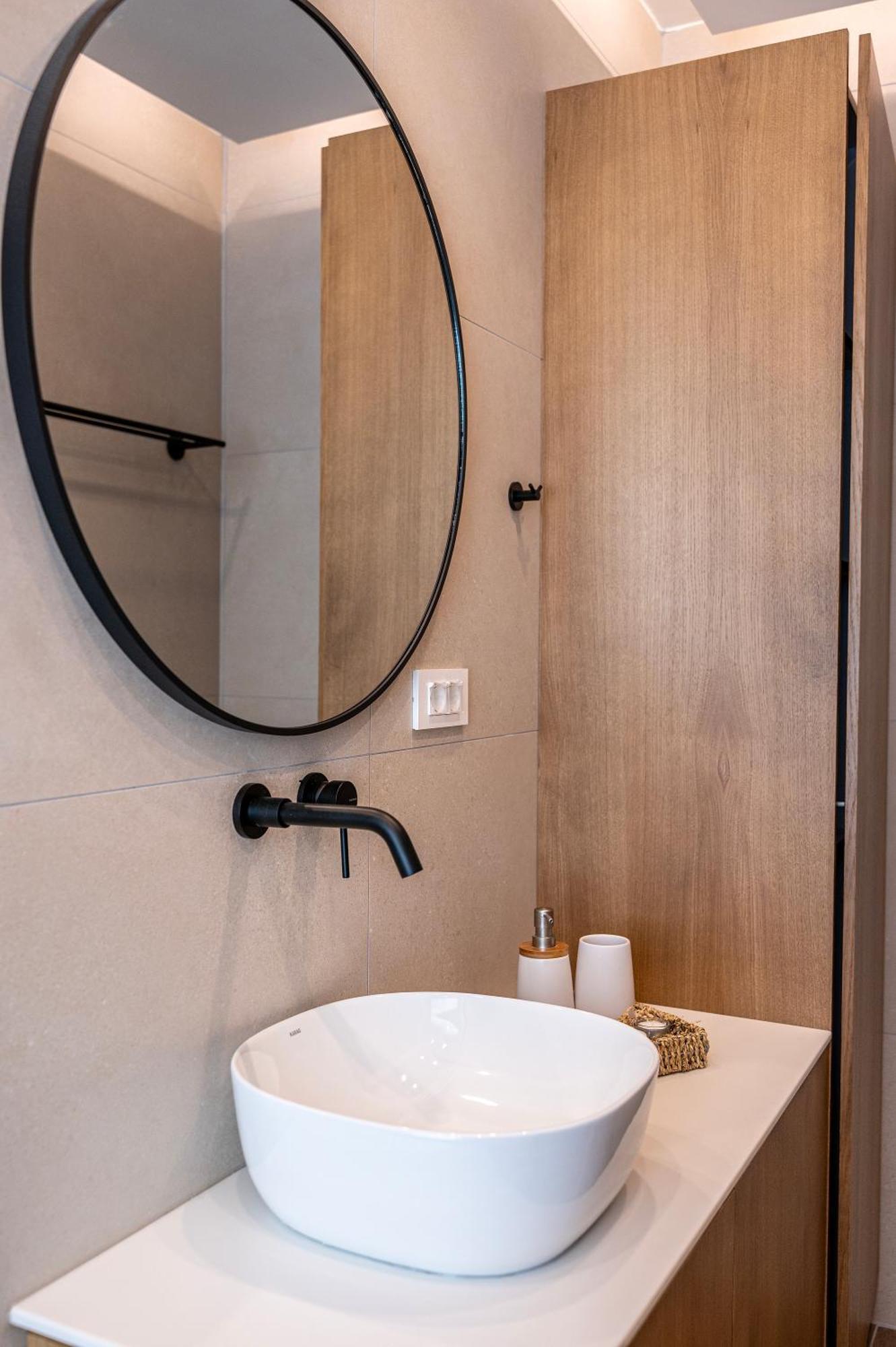 Spacious & Luxe 3Br Downtown 1Min To Beach Kos-stad Buitenkant foto